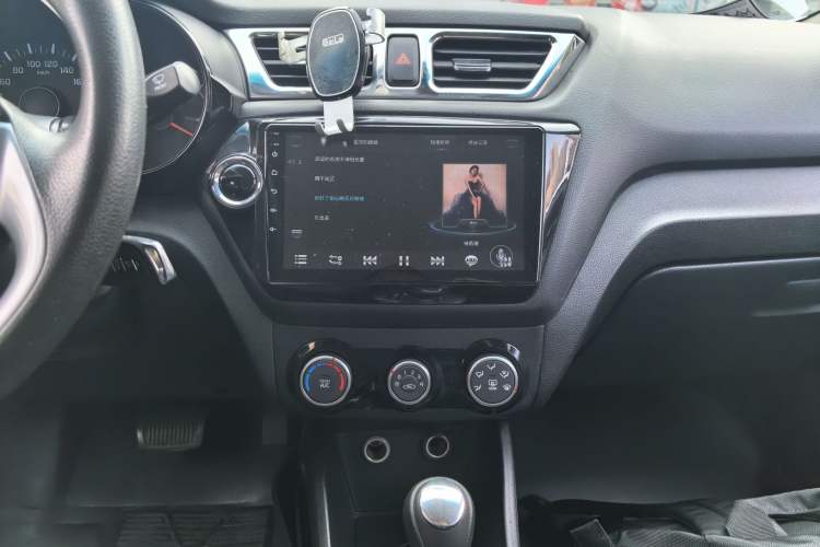 Used Kia K2 2015 Sedan 1.4L Automatic GLS