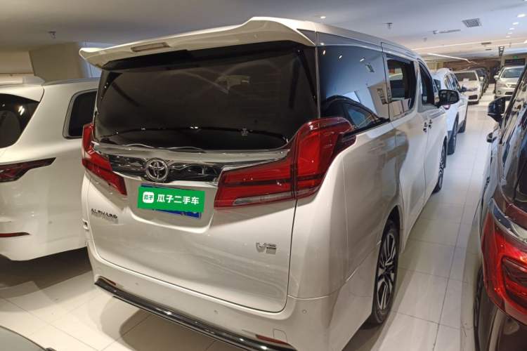Used Toyota Alphard 2018 Revised Version 3.5L Luxury Edition