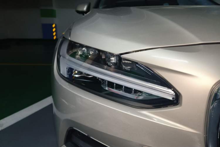 Used Volvo S90 2018 T4 Zhiyuan Edition