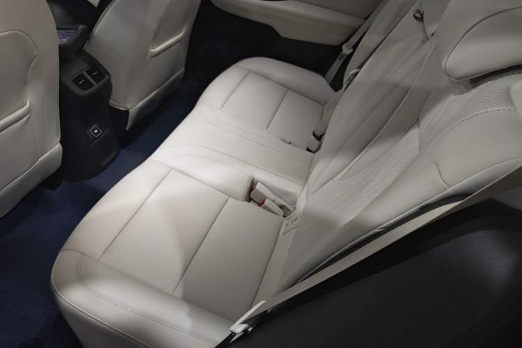 Used Buick Envision 2024 Encore Plus AWD Avenir
