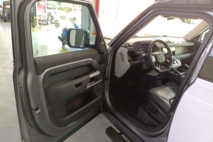 Used Land Rover Defender 2021 90 P400 X-DYNAMIC S