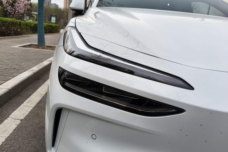 Used ONVO L60 2024 60 kWh Rear-Drive Version