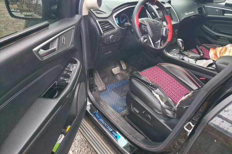 Used Ford Edge 2018 EcoBoost 245 Four-Wheel Drive Titanium 7-Seater