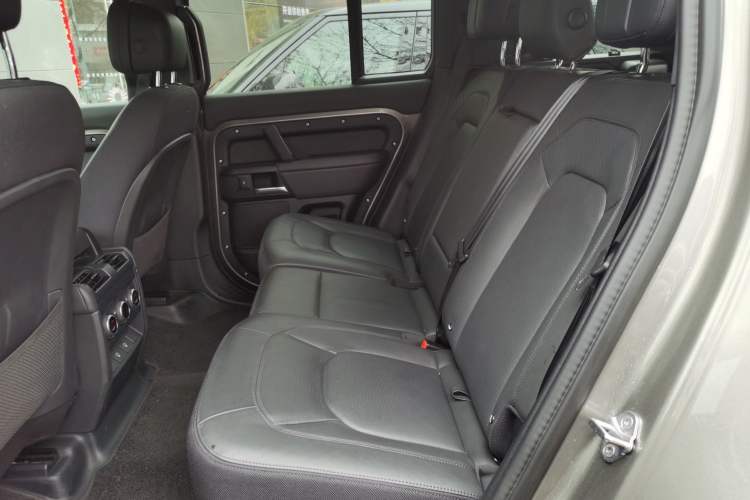 Used Land Rover Defender 2025 110 3.0T P400 X Left Rear Seat