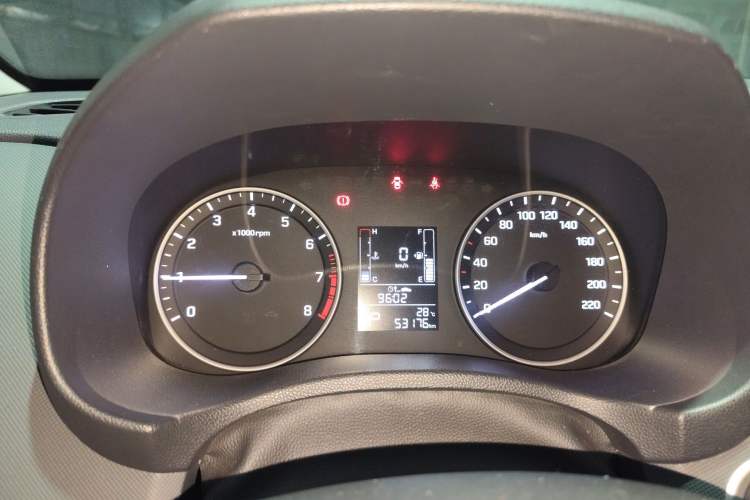 Used Hyundai ix25 2015 1.6L Automatic Two-Wheel-Drive Deluxe DLX Model