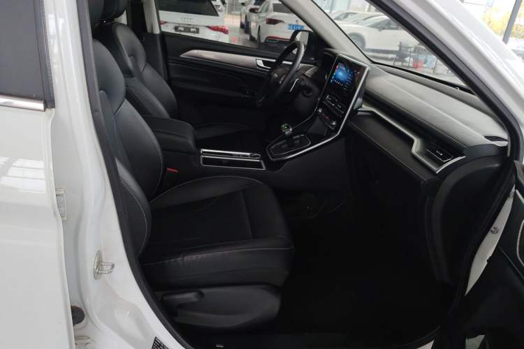 Used Haval M6 2023 PLUS 1.5T DCT Luxury Smart Connectivity Model