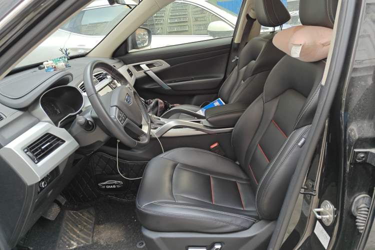 Used Geely Auto Emgrand X7 Sport 2018 1.8TD Automatic Two-Wheel Drive Smart Connect 4G Internet Edition Left Front Seat