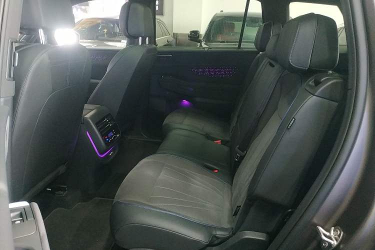 Used Volkswagen Teramont 2025 Tiguan Pro 450TSI Four-Wheel Drive Summit Edition
