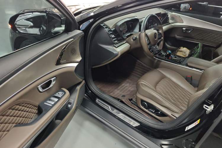 Used BYD Han 2022 EV Genesis Edition 715KM Front-Wheel-Drive Prestige Model Driver Seat