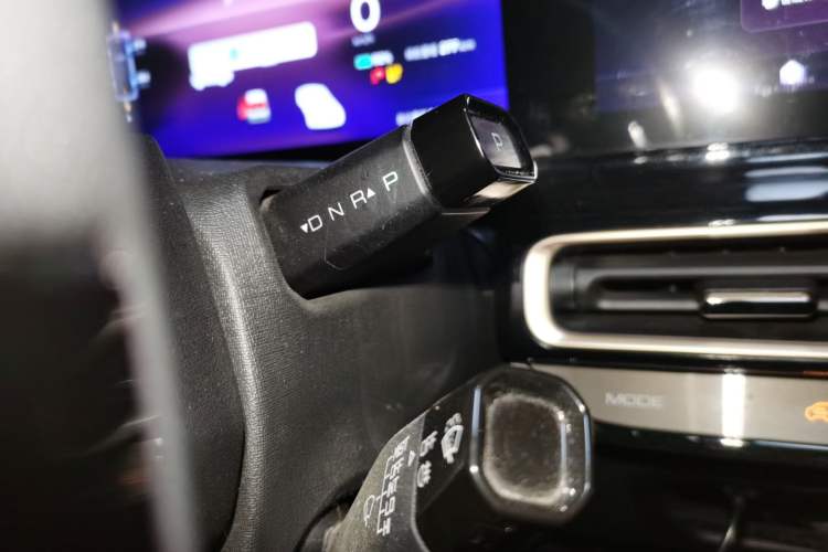 Used Baojun KiWi EV 2023 Edition Strawberry Bear Limited Edition Lithium Iron Phosphate
