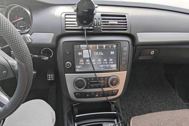 Used Mercedes-Benz R-Class 2014 R 320 4MATIC Business Model
