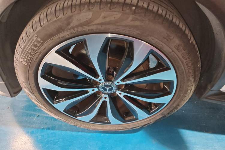 Used Mercedes-Benz GLC Coupe 2017 GLC 260 4MATIC Coupe SUV
