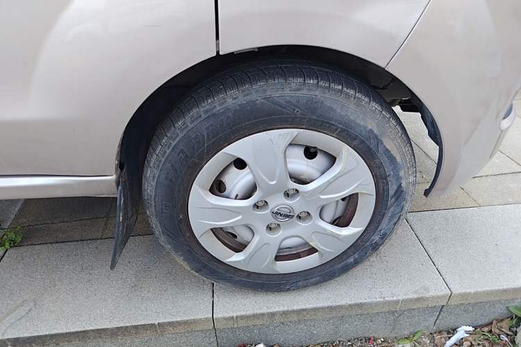 Used Jinbei Hiace X30 2020 1.5L Super-Comfortable Version China VI Standard SWC15M Right Front Wheel Hub