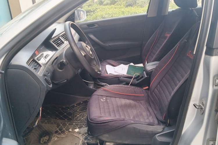 Used Volkswagen Santana 2013 1.6L Automatic Fashion Edition Left Front Seat