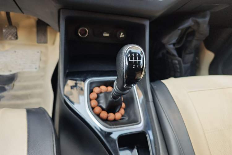 Used Baojun 730 2021 1.5L Manual Fashion Version 7 Seats