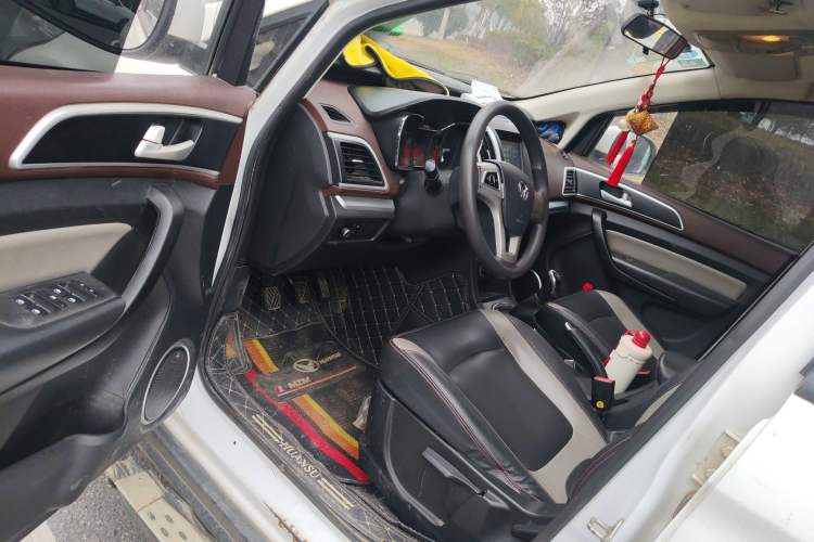 Used HYOSOW H3 2017 1.5L Manual Comfort Sunroof Version