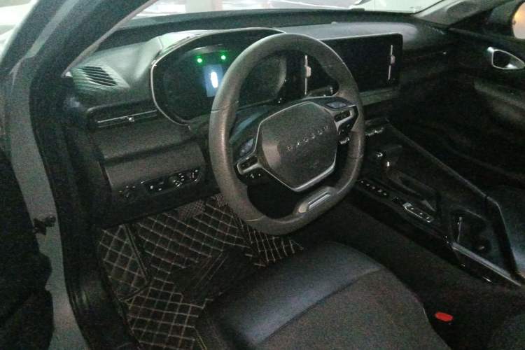 Used Baojun RC-5 2020 RC-5W 1.5T CVT Smart Luxury Edition