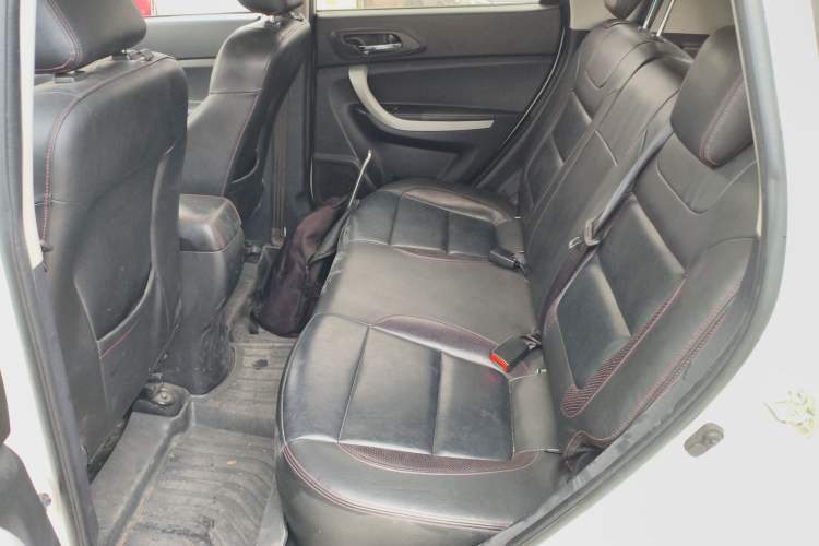 Used CHANGAN CS35 2015 1.6L Automatic Luxury Model China V Standard Left Rear Seat