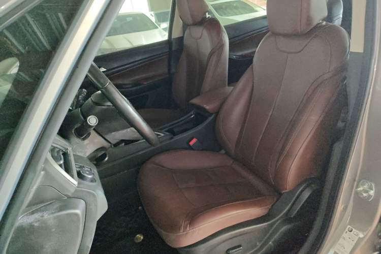 Used Buick GL6 2019 18T 6-Seater Connected Luxury Version China VI Standard Left Front Seat