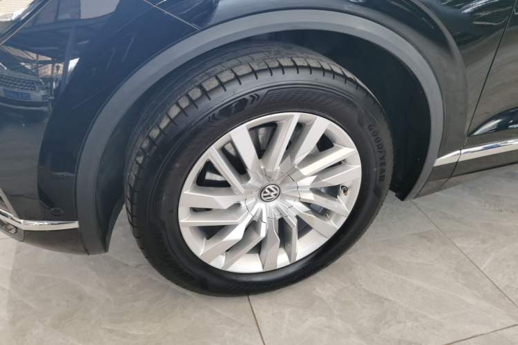 Used Volkswagen Touareg 2019 2.0 TSI Ruiyi Edition China V Standard
