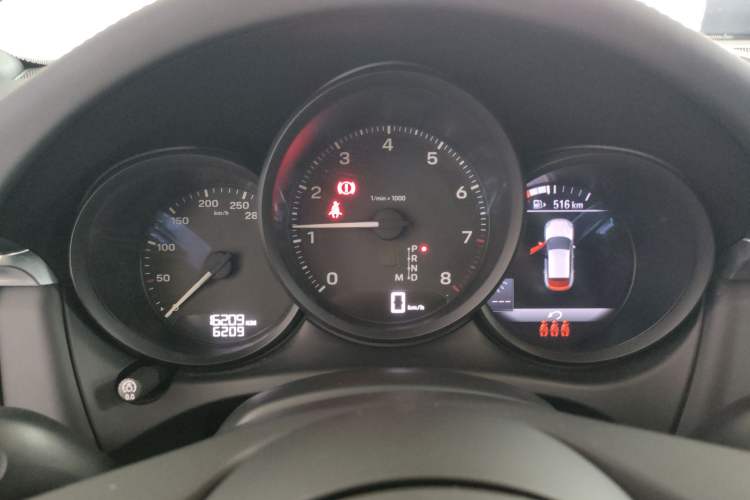 Used Porsche Macan 2022 Macan 2.0T Instrument Cluster