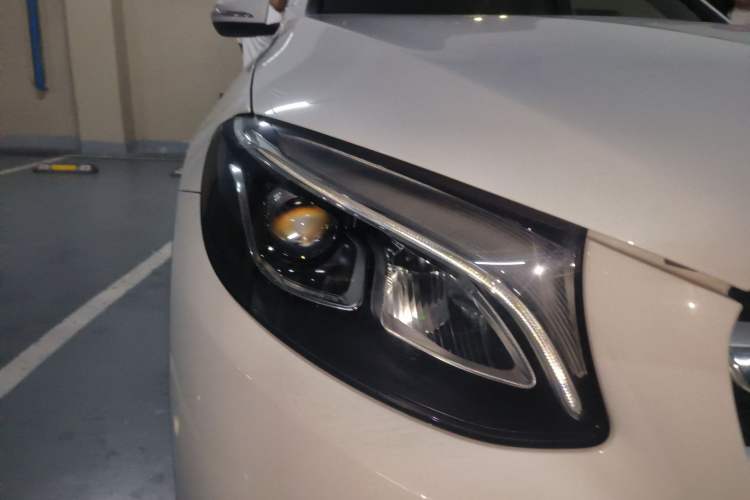 Used Mercedes-Benz GLC 2019 GLC 200 L 4MATIC Right Front Headlight