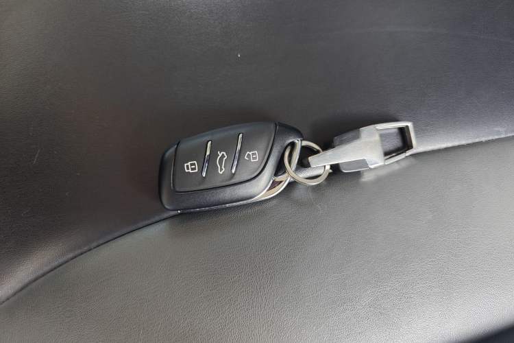 Used Roewe Clever 2022 311km QiQi BoBo Edition
