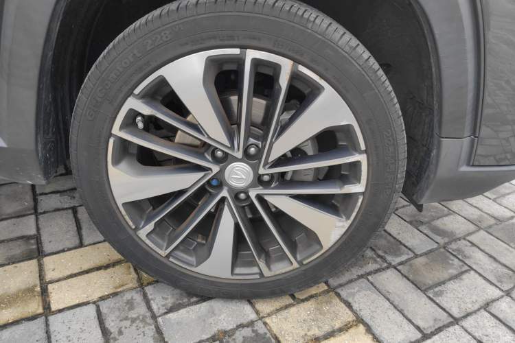 Used CHANGAN CS35PLUS 2021 Blue Whale NE 1.4T DCT Prestige Model
