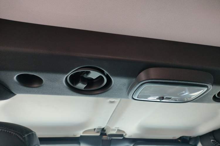 Used BAIC Off-Road BJ40 2019 2.3T Automatic Four-Wheel Drive Ring the Tower Champion Edition China VI
