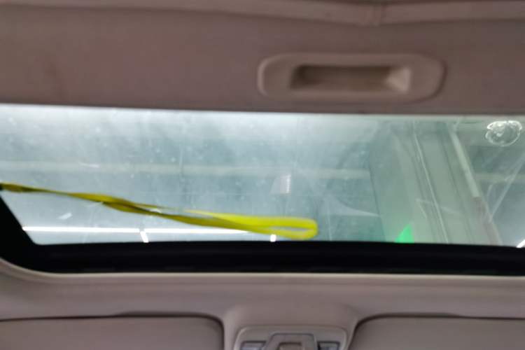 Used Geely Auto Vision 2019 Upgraded Model 1.5L CVT Prestige Version China VI Standard Headliner