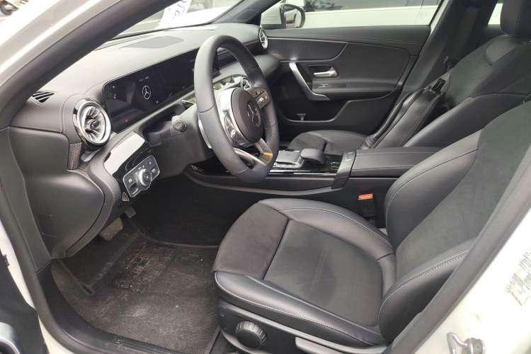 Used Mercedes-Benz A-Class 2022 Second Facelift A 200 L Sport Sedan Fashion Version Left Front Seat