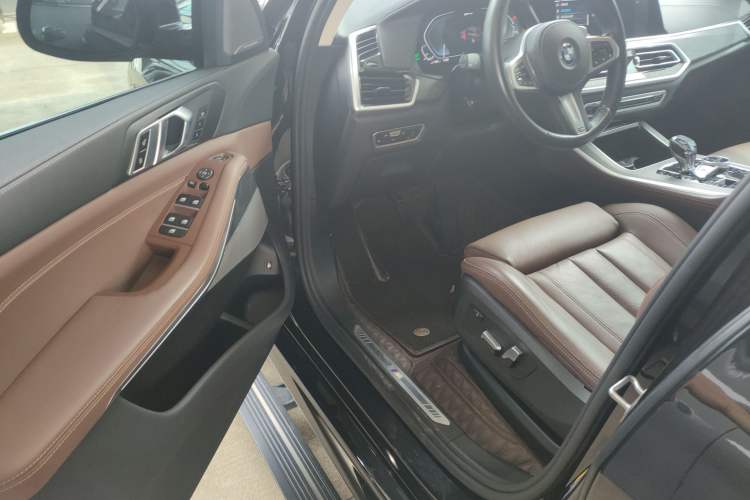 Used BMW X5 New Energy 2021 xDrive45e M Sport Package Driver Seat