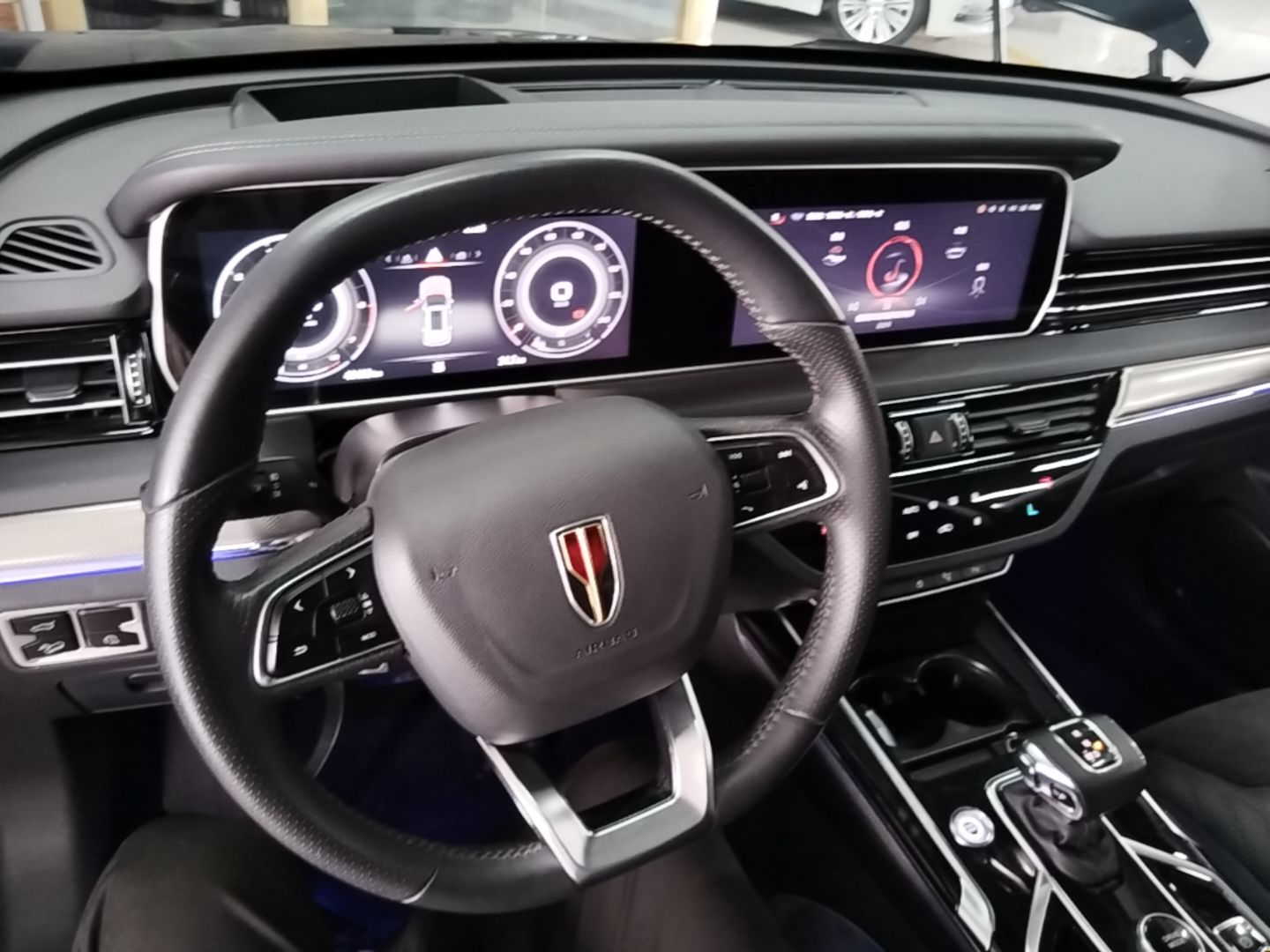 Hongqi HS5 2022 Facelifted Version 2.0T Smart Connect Flagship All-Wheel-Drive Edition — снимка 12