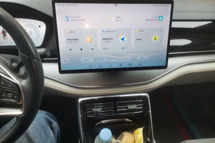 Used BYD Tang New Energy 2022 DM-i 252km Luxury Model Audio And AC Panel