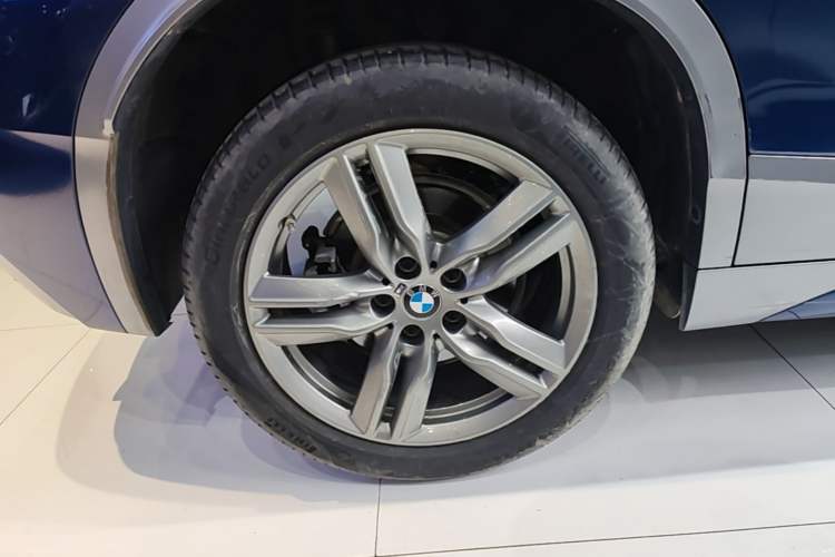 Used BMW X2 2021 sDrive25i Leading Model M Off-Road Package
