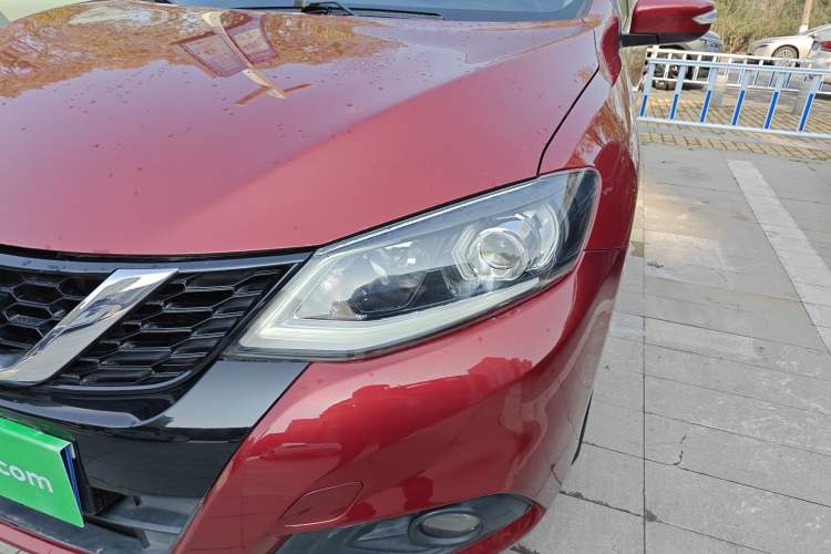 Used Nissan Tiida 2019 1.6L CVT Smart Enjoyment Version China VI Standard
