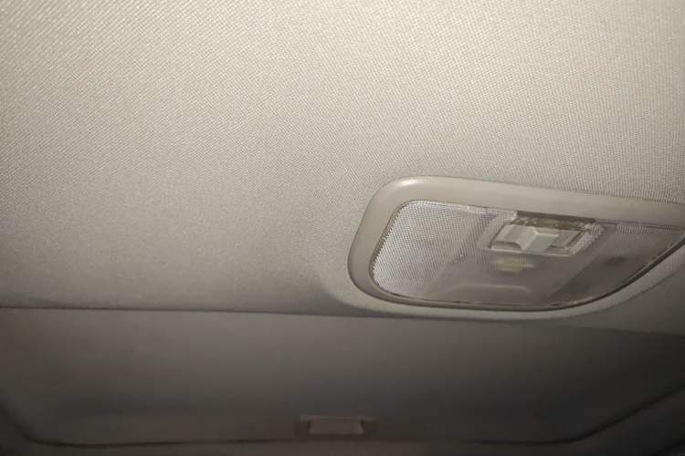 Used Geely Auto Emgrand 2015 Sedan 1.5L CVT Upward Version