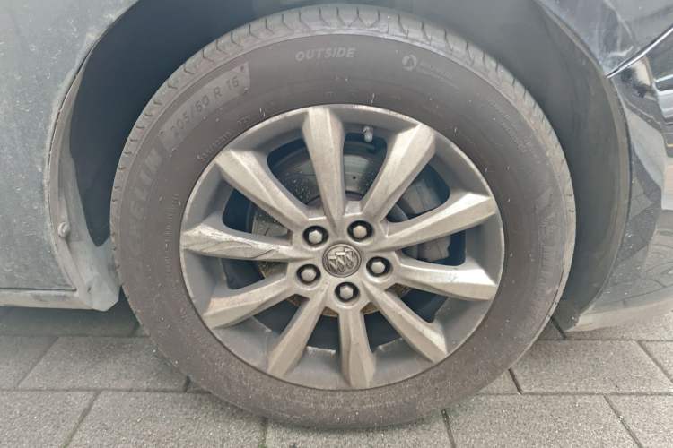 Used Buick GT 2011 GT 1.8L Automatic Fashion Edition Leather Model