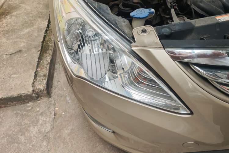 Used Hyundai Verna (older generation) 2010 Sedan 1.4L Manual Comfort GS