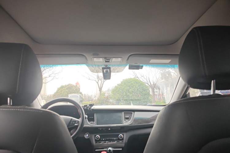 Used Hyundai Mistra 2016 1.6T Automatic Smart GLS Headliner