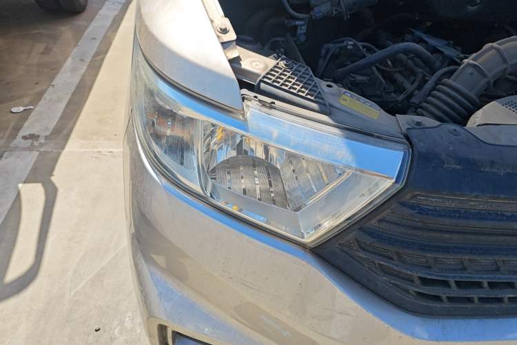 Used Wuling Hongguang V 2019 1.5L Standard Version China VI LAR