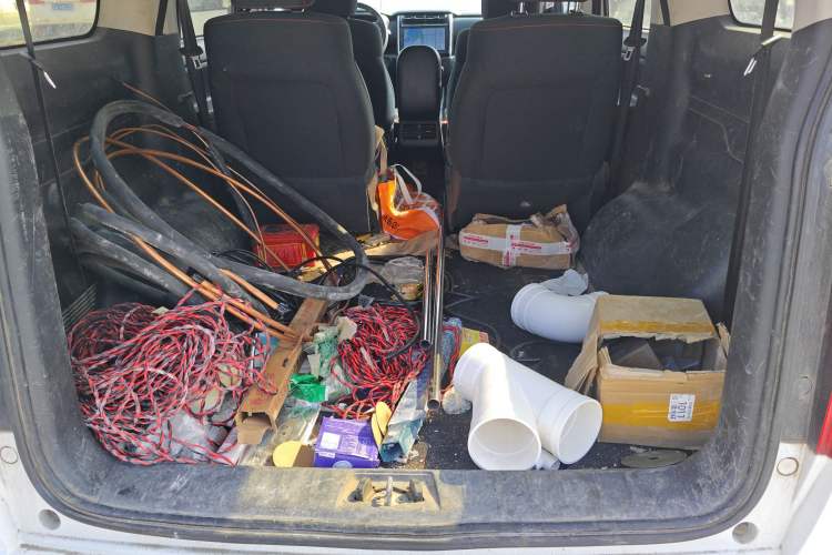 Used CHANGAN OSHAN X70A 2018 1.5L Manual Comfort Model
