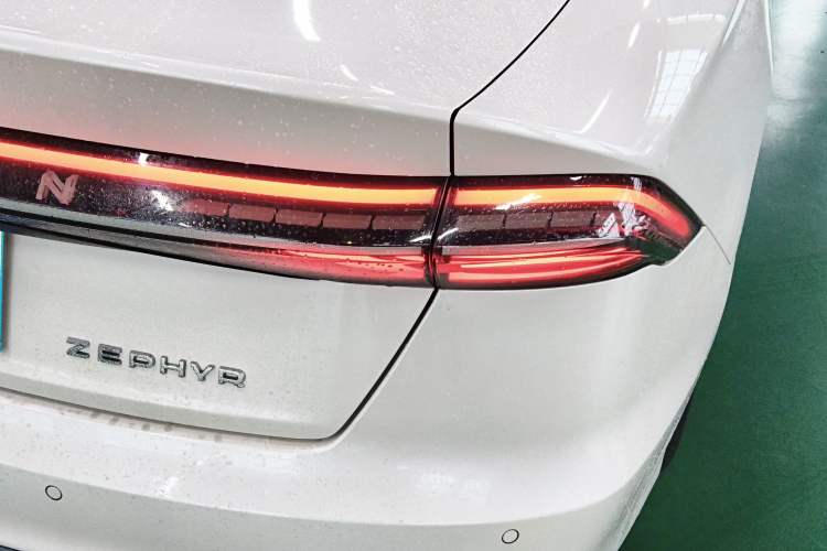 Used Lincoln Z 2022 iXiang Luxury Edition Right Rear Taillight