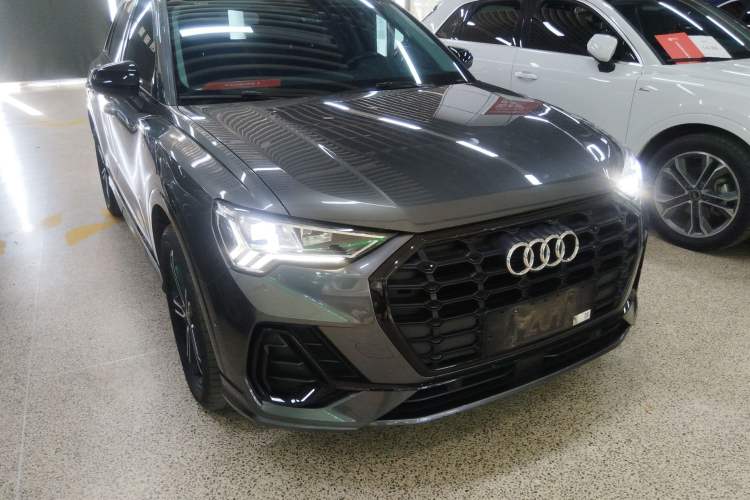 Used Audi Q3 2021 40 TFSI Fashion Dynamic Model