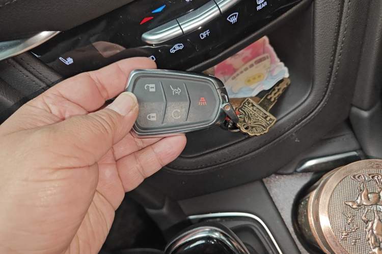 Used Cadillac XT5 2022 2.0T Four-Wheel Drive Luxury Version (Hummingbird Edition)
