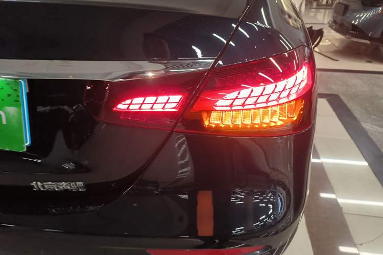 Used Mercedes-Benz E-Class 2023 Restyled E 300 L Sporty and Stylish Edition Exterior 2