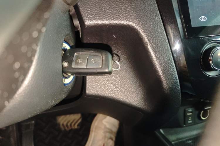 Used Nissan Qashqai 2017 2.0L CVT Elite Edition China V Standard Interior 1