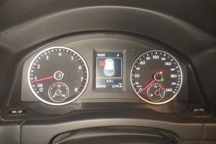 Used Volkswagen Tiguan L 2015 1.8TSI Automatic Two-Wheel Drive Luxury Model