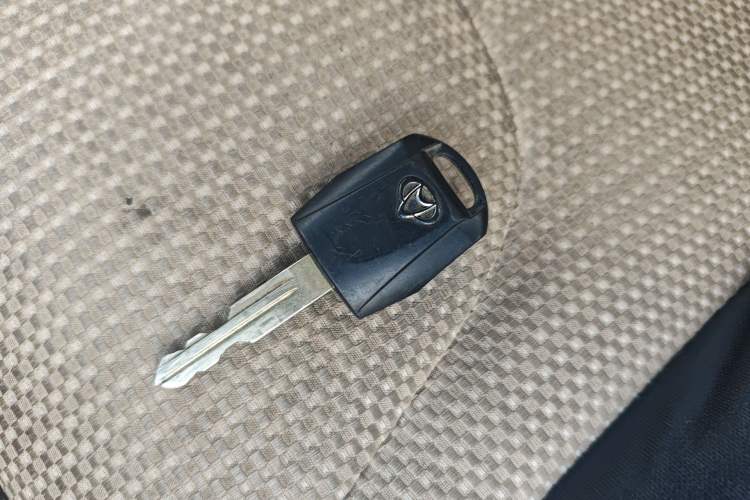 Used CHANGAN KUAYUE Xing V5 2021 1.5L Fortune-Attracting Edition Comfort Model JL473QH
