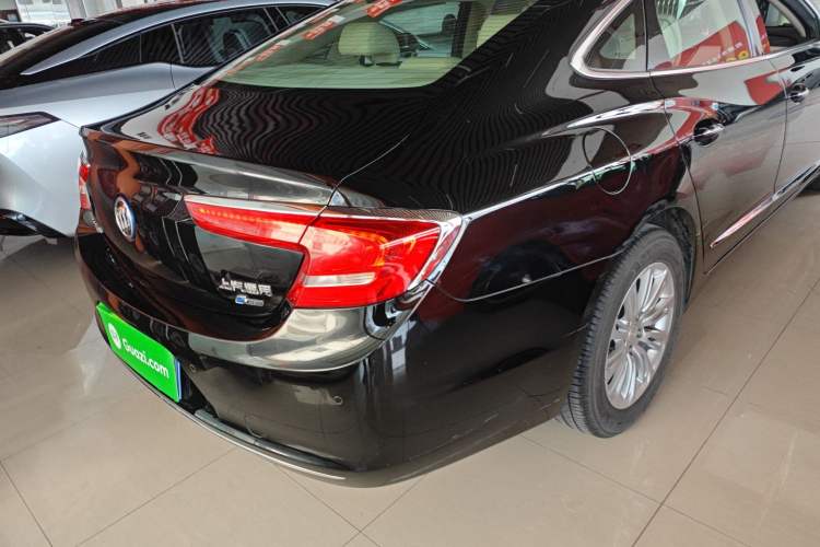 Used Buick LaCrosse 2018 30H Elite Edition